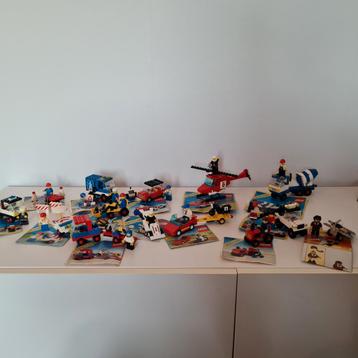 Partij van 13 legoland setjes beschikbaar voor biedingen