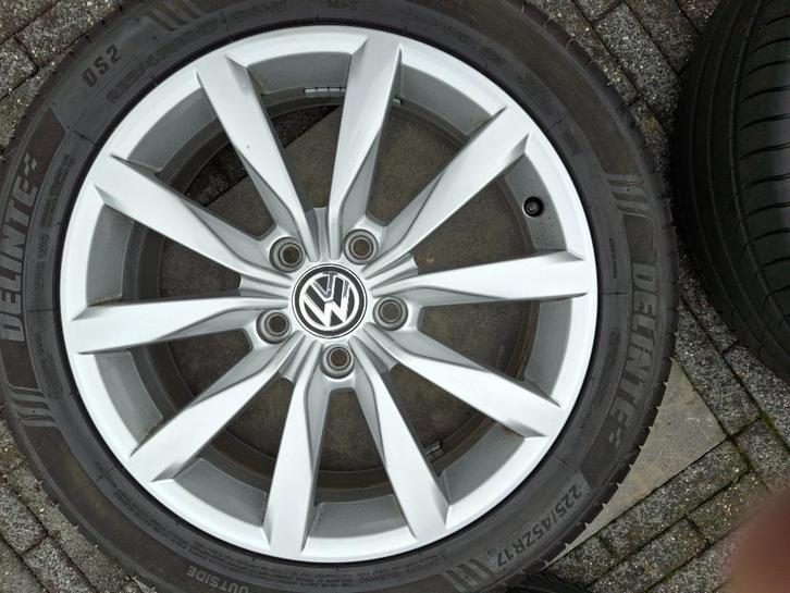 17inch dijon 5x112 golf 5 6 7 r-line gti gte gtd caddy, Auto-onderdelen, Banden en Velgen, Banden en Velgen, Zomerbanden, 17 inch