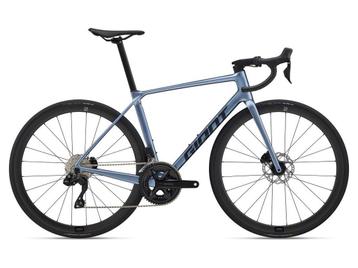 GIANT TCR Advanced Heren Frost Silver ML M/L 2025 beschikbaar voor biedingen