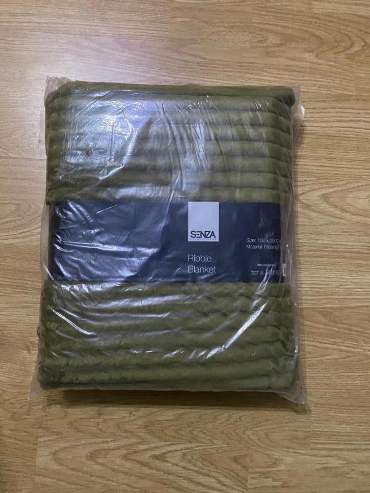 Kleed, donkergroen, 150x130cm, Huis en Inrichting, Woonaccessoires | Plaids en Woondekens, Ophalen of Verzenden