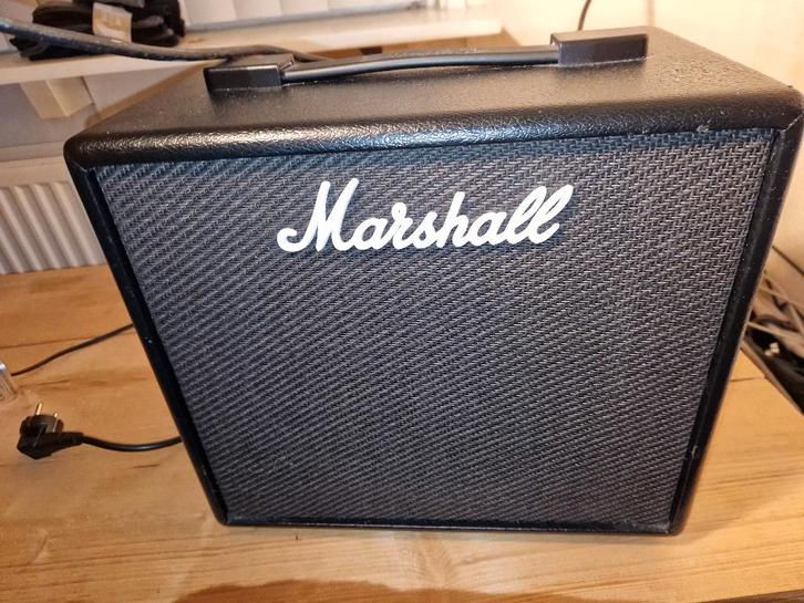 Marshall CODE25 1x10 inch 25 Watt gitaarversterker combo, Muziek en Instrumenten, Versterkers | Bas en Gitaar, Zo goed als nieuw
