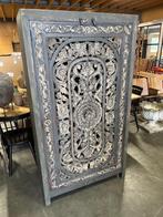 Fraaie Handgesneden Kast uit India Uniek exemplaar, Huis en Inrichting, Ophalen, Met deur(en), 100 tot 150 cm, Ibiza/Boho/Botanisch