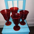 Robuuste wijnglazen rood glas 2x 16cm hoog 2x 15 cm hoog, Huis en Inrichting, Keuken | Servies, Ophalen, Glas of Glazen, Gebruikt