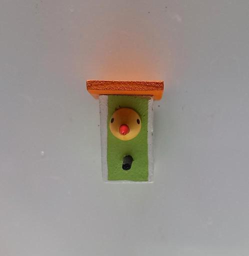 Poppenhuis vogelhuisje met vogel, Kijk,Kies en Koop!, Verzamelen, Poppenhuizen en Toebehoren, Gebruikt, Gebruiksvoorwerp, Ophalen of Verzenden