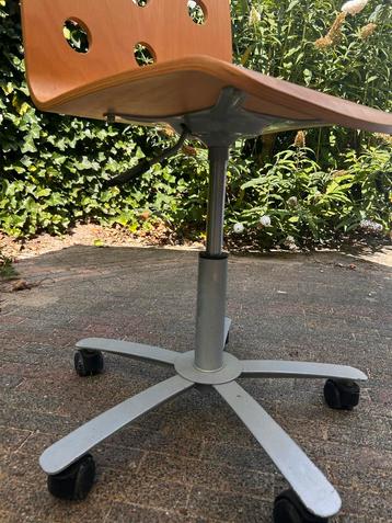 Vintage Bureaustoel Hout beschikbaar voor biedingen