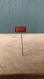 Vintage LEGO metalen speldje (1950-1960), Verzamelen, Speldjes, Pins en Buttons, Verzenden, Zo goed als nieuw, Merk, Speldje of Pin
