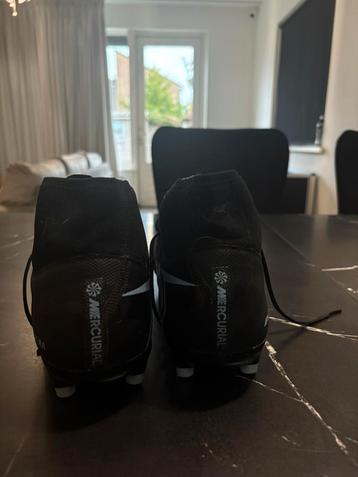 Voetbal schoenen nike 45,5 zo goed als nieuw beschikbaar voor biedingen