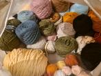 Bundle of yarn, Ophalen of Verzenden, Zo goed als nieuw, Haken, Wol of Garen