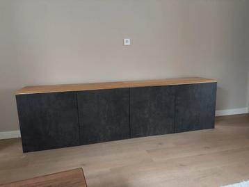 2 IKEA BESTÅ kasten - 120x42x64, betonlook