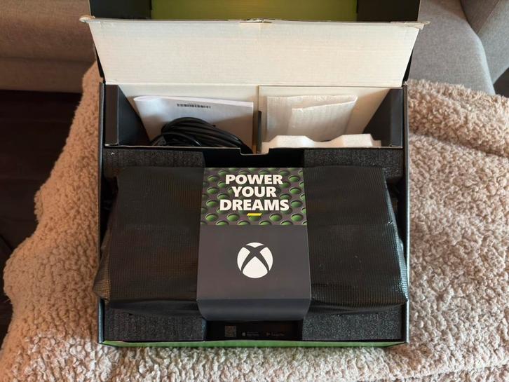 XBOX Series X 1TB, Spelcomputers en Games, Spelcomputers | Xbox Series X en S, Zo goed als nieuw, Xbox Series X, Ophalen of Verzenden