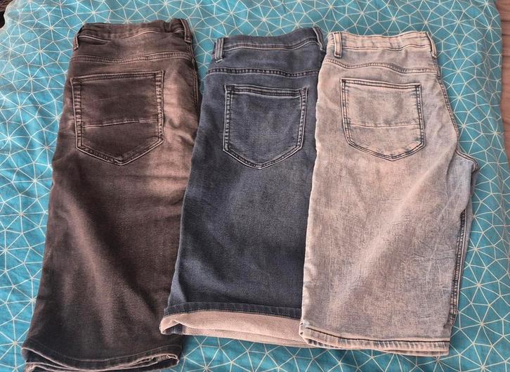 3x korte jog jeans van c&a maat 176, Kinderen en Baby's, Kinderkleding | Maat 176, Zo goed als nieuw, Jongen, Broek, Ophalen of Verzenden