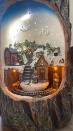 Kersttafereel in boomstronk, Ophalen of Verzenden, Zo goed als nieuw
