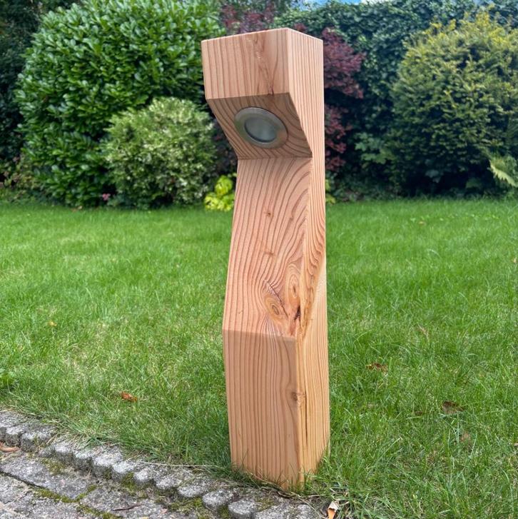 Staande houten buitenlampen Douglas | 12v, Tuin en Terras, Buitenverlichting, Nieuw, Staande lamp, Hout, 50 tot 250 watt, Netvoeding
