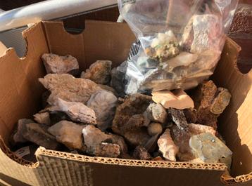 Verzameling Mineralen en Edelstenen 25 kilo! beschikbaar voor biedingen