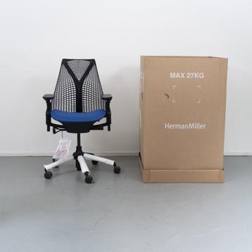 1x Herman Miller Sayl Bureaustoel Blauw - Zwart beschikbaar voor biedingen