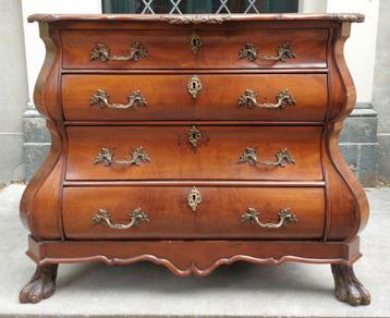 Commode, ladekast Rococo 18e eeuw