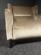 Grote landelijke beige/grijs velvet fauteuil van urban sofa, Huis en Inrichting, Fauteuils, Ophalen, Hout, Modern landelijk, 75 tot 100 cm
