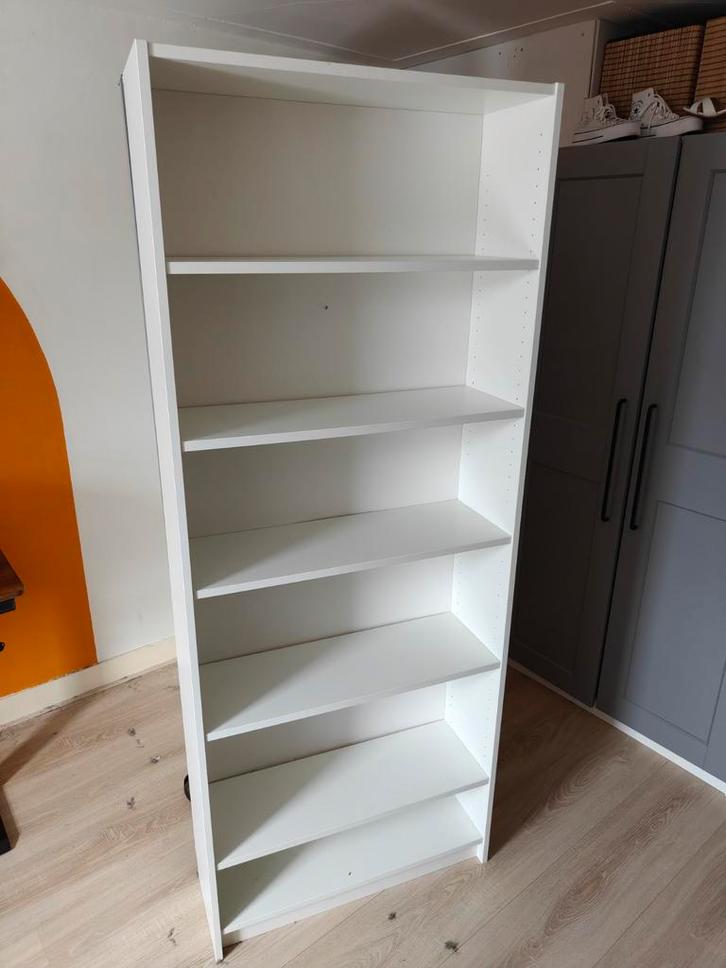 3x Billy Ikea kast - Perfect voor opslag!, Huis en Inrichting, Kasten | Boekenkasten, Gebruikt, 50 tot 100 cm, 200 cm of meer