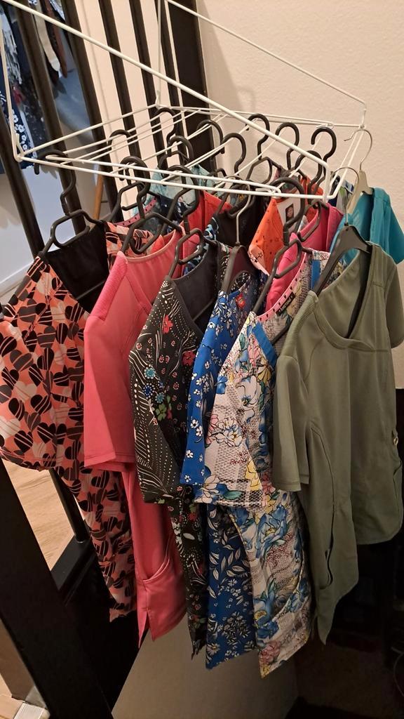 Zorgjasjes 17 stuks., Kleding | Dames, Overige Dameskleding, Zo goed als nieuw, Ophalen