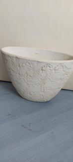 Ovale bloempot hoog, Tuin en Terras, Bloempotten, Ophalen of Verzenden, Zo goed als nieuw, Overige vormen, Aardewerk