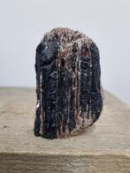 Staande schorl toermalijn met mica, Ophalen of Verzenden, Mineraal