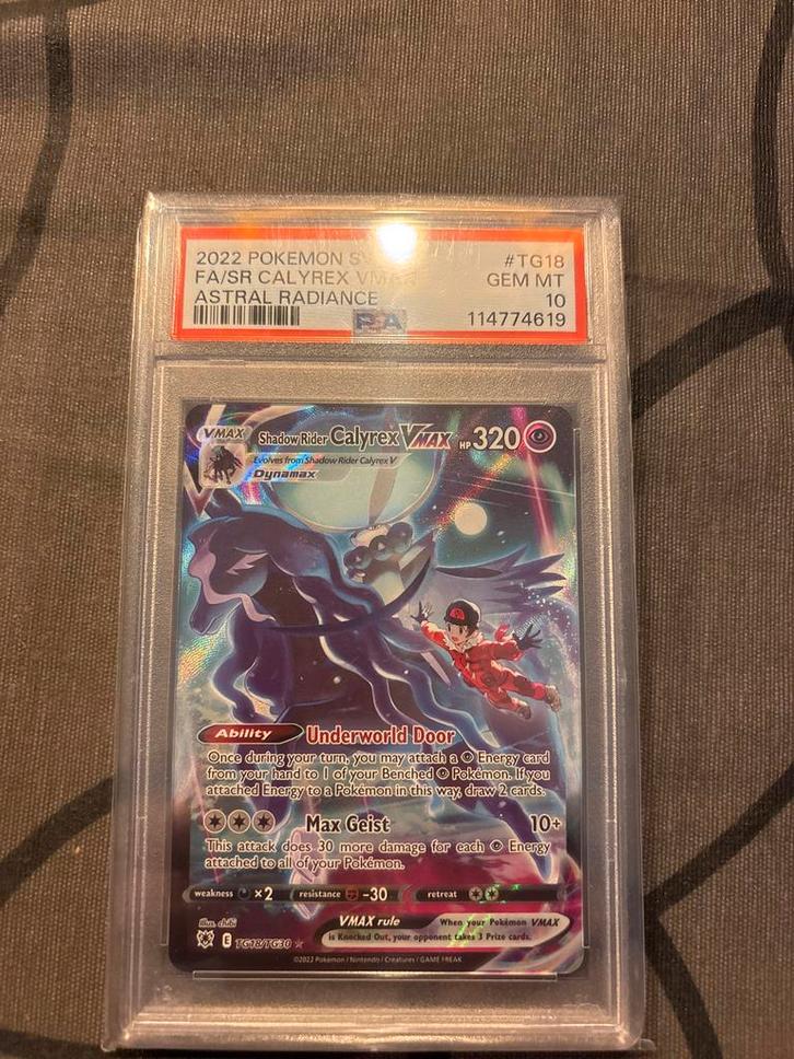 PSA 10 Shadow Rider Calyrex VMAX - Astral Radiance, Verzamelen, Overige Verzamelen, Zo goed als nieuw, Ophalen of Verzenden