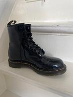 Dr. Martens Size 39 (Shiny Black)  €150, Ophalen, Zo goed als nieuw, Zwart