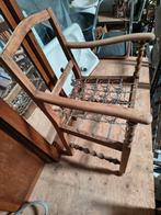 2 oude stoelen met armleuningen en springveren (opknappers), Ophalen, Gebruikt, Twee, Bruin