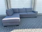 Luxe Grijze Hoekbank - Gratis Bezorging, Huis en Inrichting, Banken | Complete zithoeken, Ophalen of Verzenden, Zo goed als nieuw