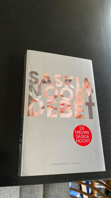 Saskia Noort - Debet beschikbaar voor biedingen