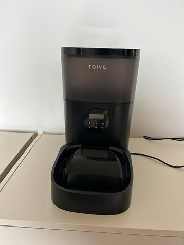 Automatische voerbak beschikbaar voor biedingen