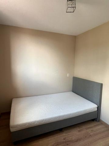 140x200 twijfelaar grijs boxspring ZO SNEL MOGELIJK OPHALEN!