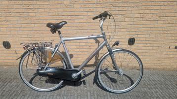 Herenfiets GIANT 28 inch 7 versnellingen  beschikbaar voor biedingen
