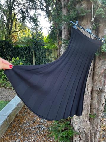 FILIPPA K zwarte tricot rok mt S(+) €39,- TIEN op Instagram beschikbaar voor biedingen