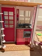 Inklapbaar Barbiehuis met Keuken & Badkamer, Ophalen of Verzenden, Gebruikt, Poppenhuis