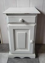 Brocante nachtkastje, Huis en Inrichting, Slaapkamer | Nachtkastjes, Ophalen, Minder dan 45 cm