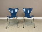 2 Fritz Hansen vlinderstoelen 7 series Arne Jacobsen I.Z.G.S, Huis en Inrichting, Stoelen, Ophalen, Gebruikt, Twee, Blauw