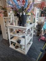 Gratis ophalen grote decoratie kast/tafel, Ophalen, X, X, X