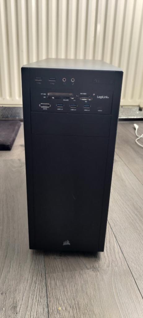 Corsair Carbide 100R Silent Edition + multi usb/ card reader, Computers en Software, Computerbehuizingen, Gebruikt, Ophalen