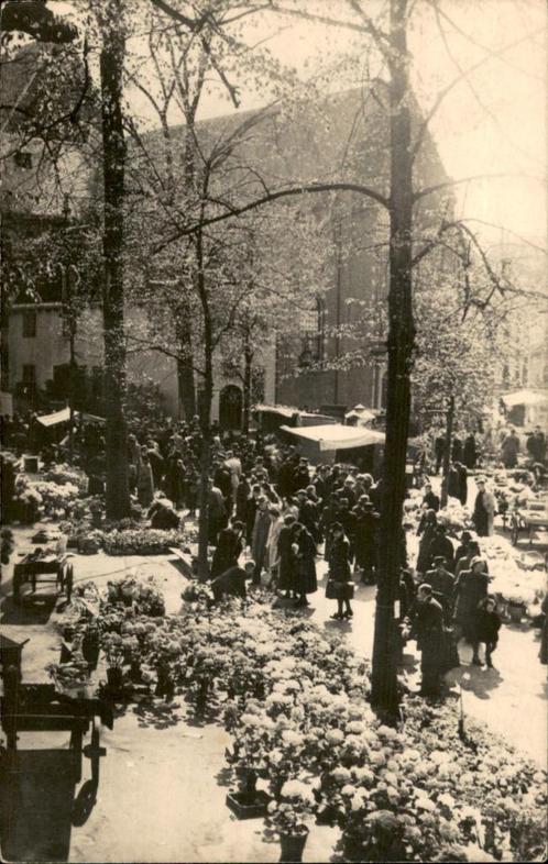 Utrecht Janskerkhof Bloemenmarkt, Verzamelen, Ansichtkaarten | Nederland, Ongelopen, Utrecht, 1940 tot 1960, Verzenden
