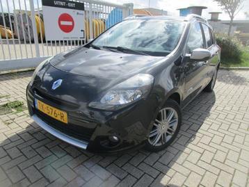 Renault Clio Estate 1.2 TCE 20th Anniversary, Panoramadak beschikbaar voor biedingen