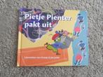 NIEUW boek PIETJE PIENTER PAKT UIT SINTERKLAAS *, Diversen, Sinterklaas, Ophalen of Verzenden, Nieuw