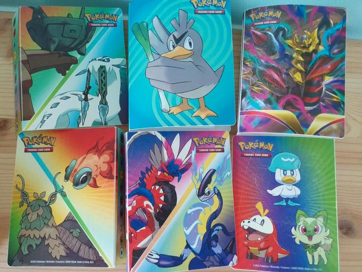 Pokémon Opbergmapjes & Blik, Hobby en Vrije tijd, Verzamelkaartspellen | Pokémon, Zo goed als nieuw, Ophalen of Verzenden