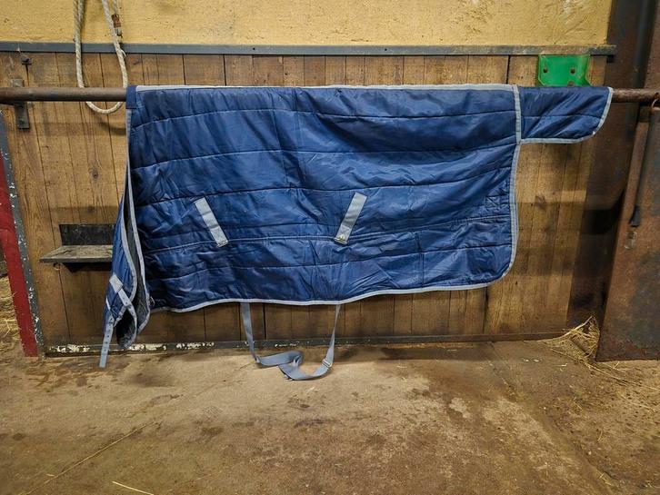 QHP Staldeken / Onderdeken, Dieren en Toebehoren, Paarden en Pony's | Dekens en Dekjes, Zo goed als nieuw, Deken, Ophalen of Verzenden