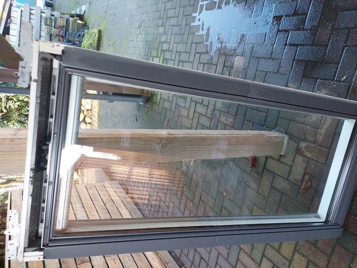 Mooi velux dakraam 78x160cm rolgordijn en gootstukken, Doe-het-zelf en Verbouw, Glas en Ramen, Zo goed als nieuw, Dakraam, Minder dan 80 cm