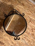 Ronde spiegel in metalen frame, Ophalen of Verzenden, Rond, Minder dan 50 cm