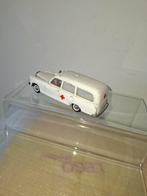 Tekno Denmark Mercedes Benz Ambulance zie de foto's, Hobby en Vrije tijd, Ophalen of Verzenden
