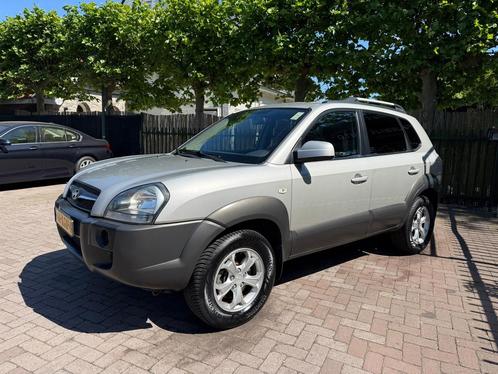 Hyundai Tucson 2.0i Style 2WD Airco Clima Cruise APK 03-2026, Auto's, Hyundai, Te koop, Tucson, ABS, Airbags, Airconditioning