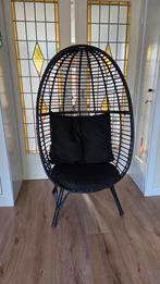 Rotan Ei Stoel / Egg Chair, Huis en Inrichting, Gebruikt, Zwart, Ophalen of Verzenden, Metaal