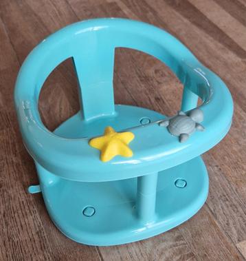 Badstoeltje met leuke details beschikbaar voor biedingen